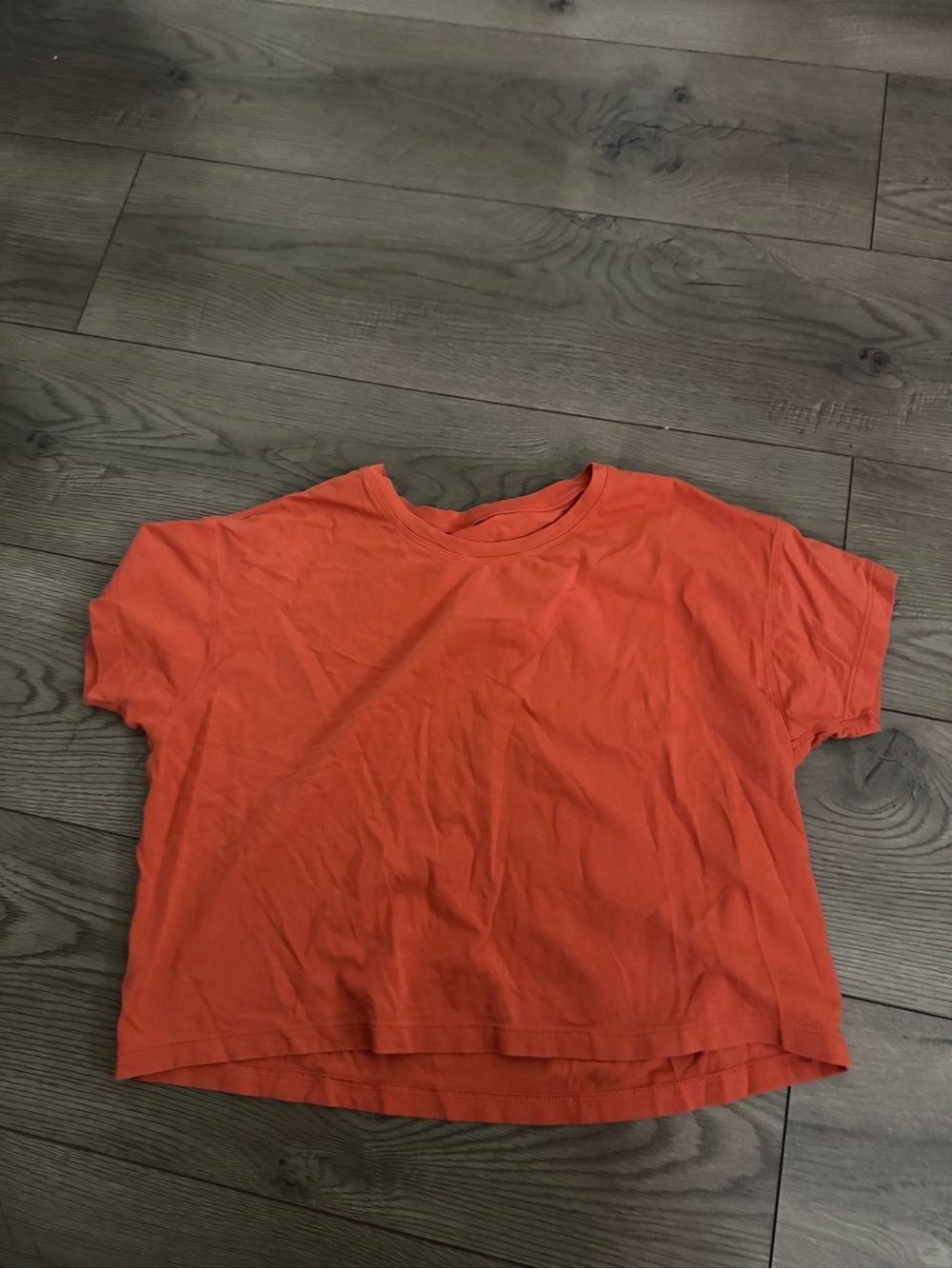 Lululemon Women's Orange Crewneck Short Sleeve Cates Crop Top Size 8